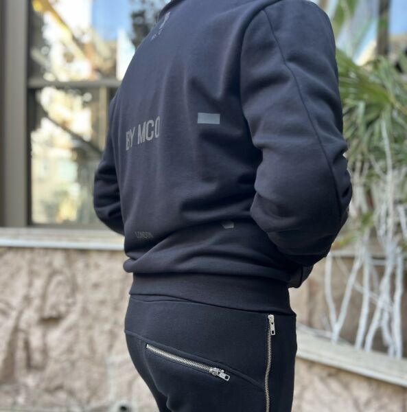 Siyah fermuarlı hoodie