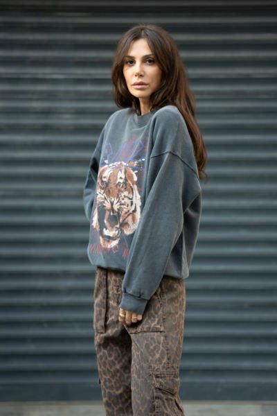 Kaplan desenli sweatshirt
