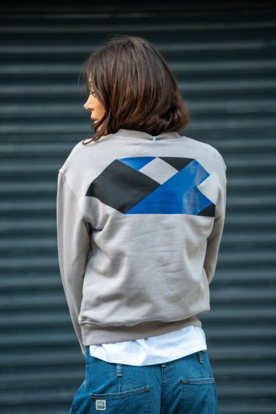 Krem 'overnight' baskılı sweatshirt